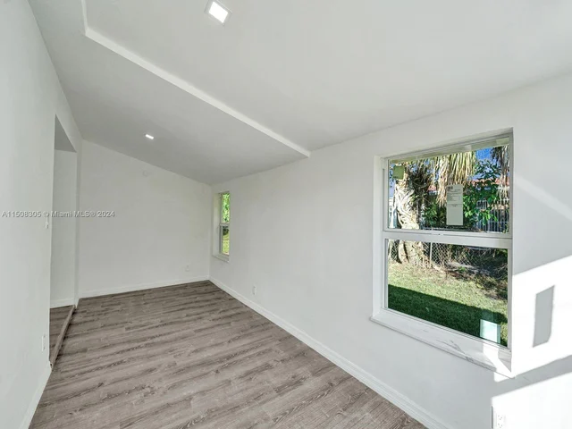 3831 NW 4th Ct, Lauderhill FL 33311