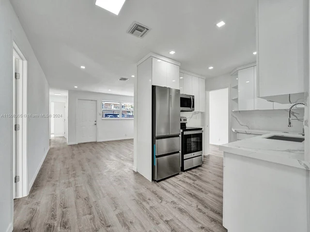 3831 NW 4th Ct, Lauderhill FL 33311