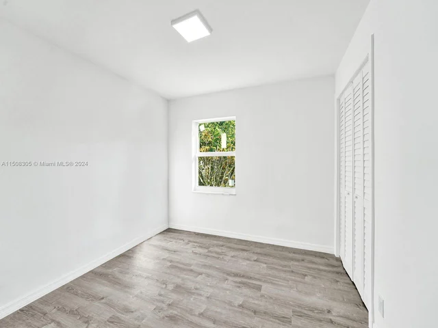 3831 NW 4th Ct, Lauderhill FL 33311