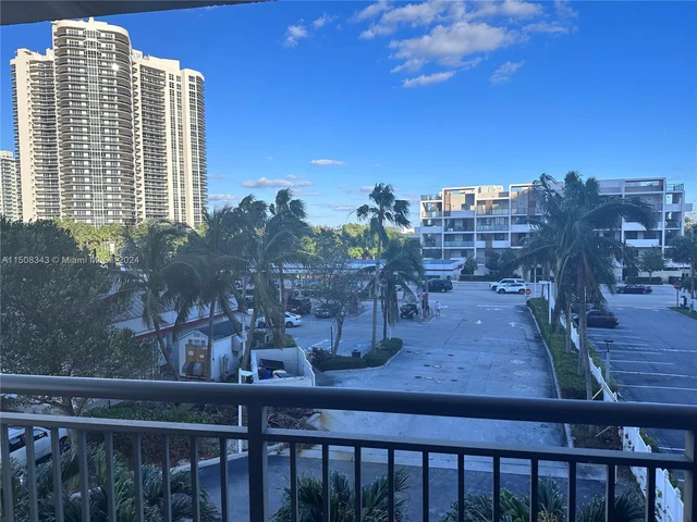 3031 N Ocean Blvd # 406, Fort Lauderdale FL 33308