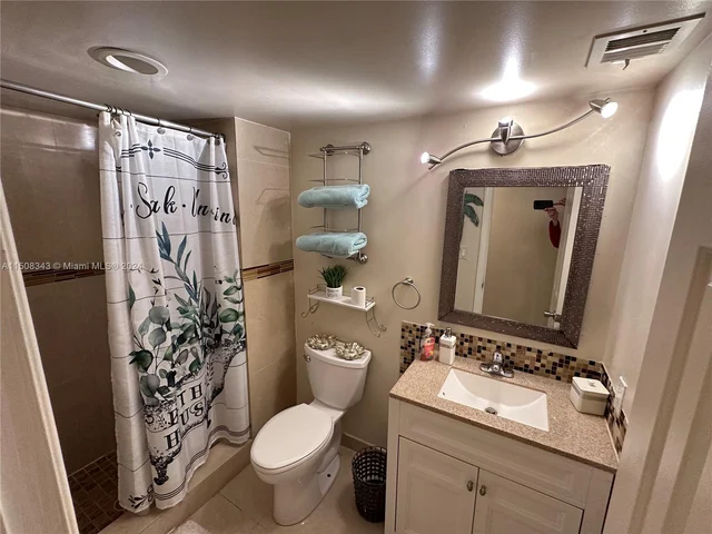 3031 N Ocean Blvd # 406, Fort Lauderdale FL 33308