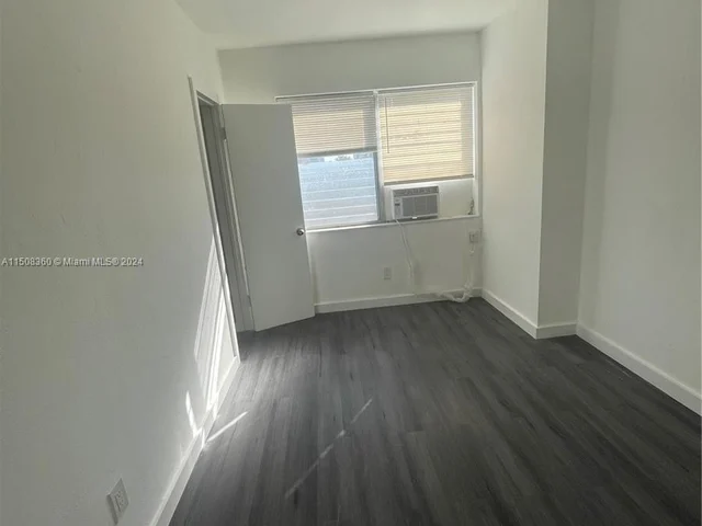 785 81st St # 3, Miami Beach FL 33141