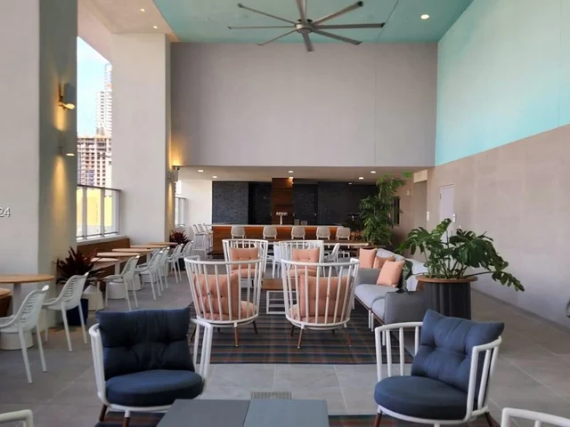 227 NE 2nd Street # 2907, Miami FL 33132