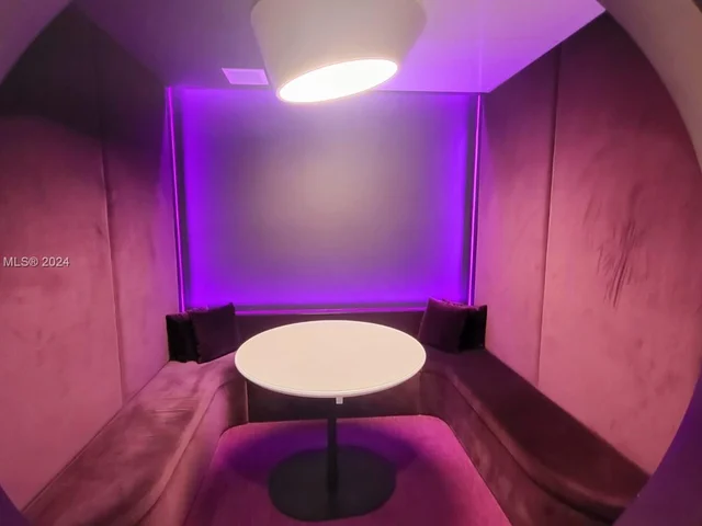 227 NE 2nd Street # 2907, Miami FL 33132