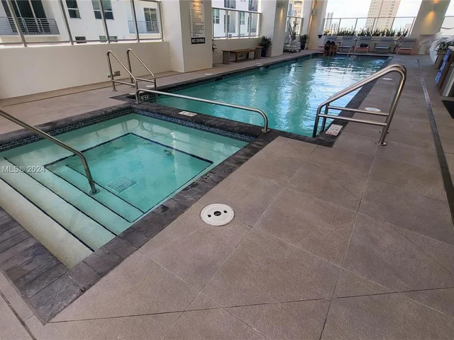 227 NE 2nd Street # 2907, Miami FL 33132