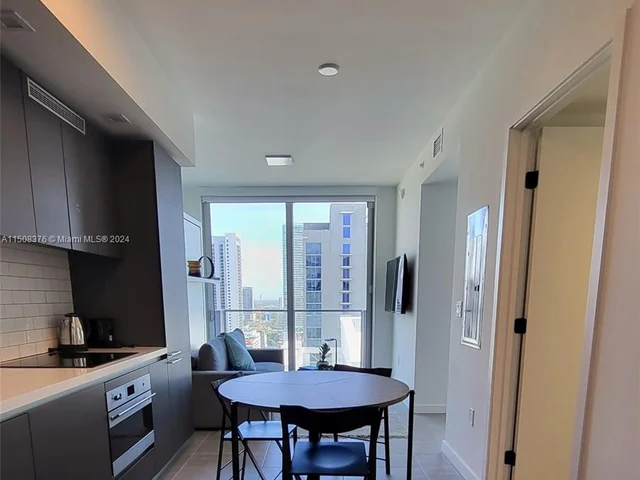 227 NE 2nd Street # 2907, Miami FL 33132