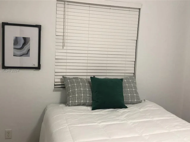 11877 Sturbridge Ln, Wellington FL 33414