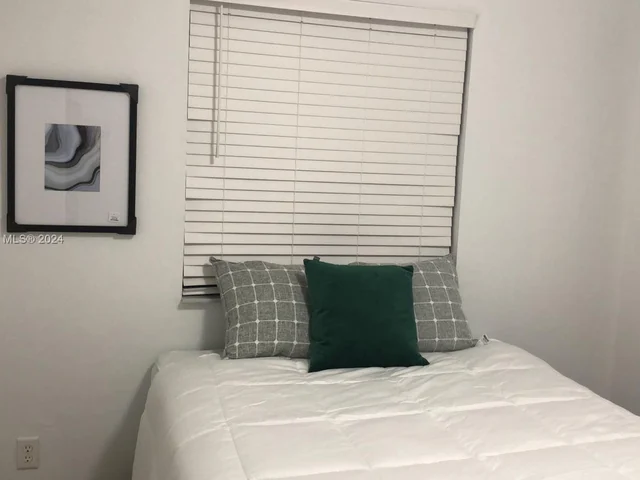 11877 Sturbridge Ln, Wellington FL 33414