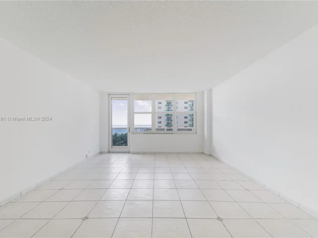 3725 S Ocean Dr # 706, Hollywood FL 33019