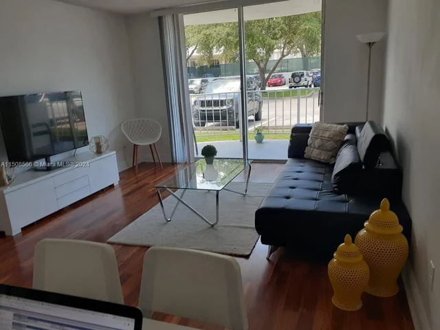 486 NW 165th Street Rd # 103, Miami FL 33169