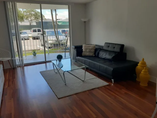 486 NW 165th Street Rd # 103, Miami FL 33169