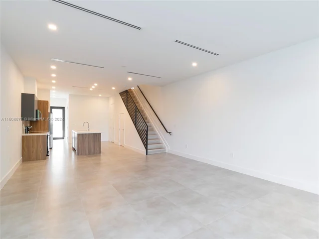 1118 NE 10th Ave # 1118, Fort Lauderdale FL 33304