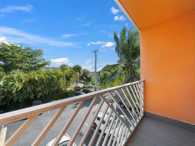 4325 NW South Tamiami Canal Dr # 314, Miami FL 33126