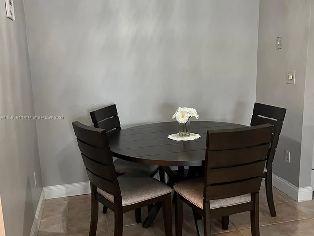 9668 S Belfort Cir # 101, Tamarac FL 33321