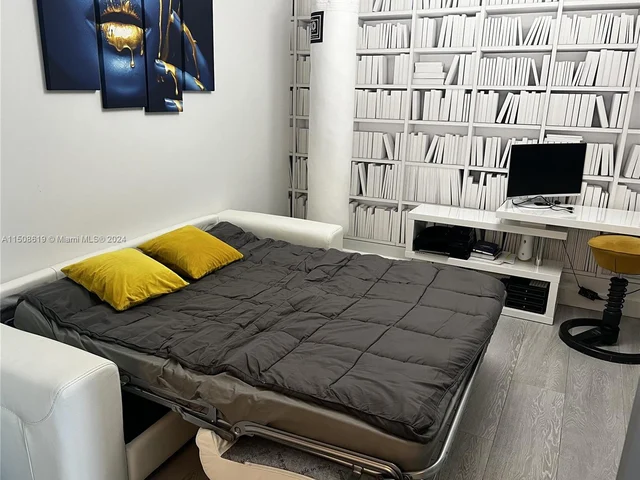 3330 NE 190th St # 912, Aventura FL 33180