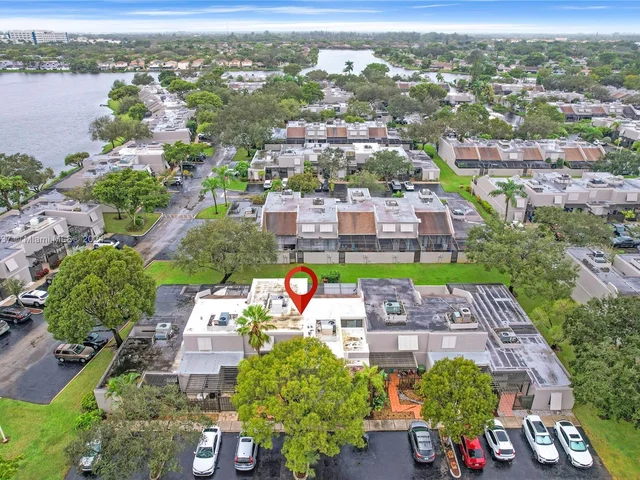 1450 NW 112th terr, Pembroke Pines FL 33026