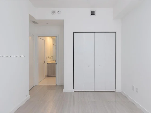 480 NE 31st St # 906, Miami FL 33137