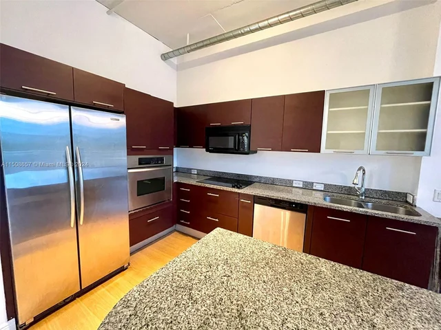 3029 NE 188th St # 520, Aventura FL 33180