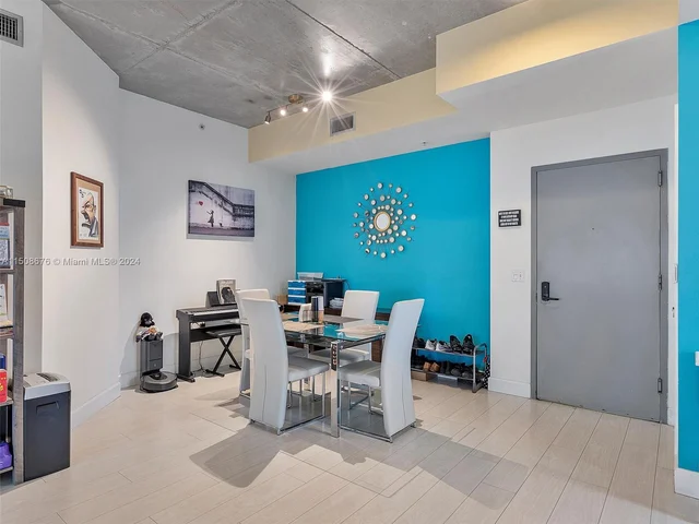 2275 Biscayne Blvd # 701, Miami FL 33137