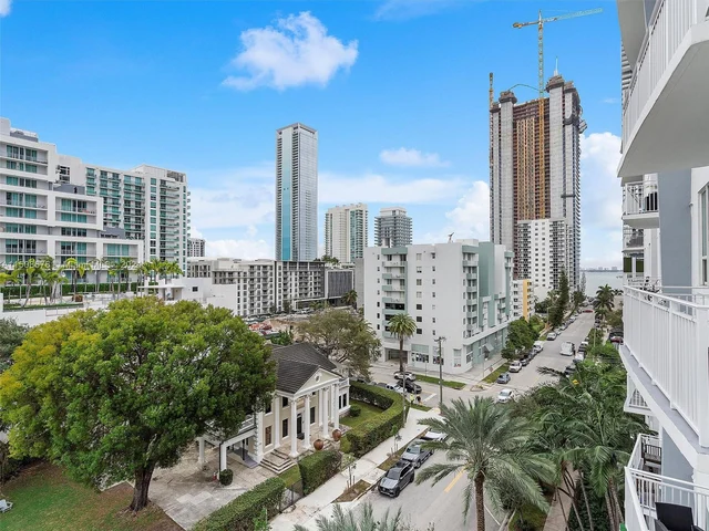 2275 Biscayne Blvd # 701, Miami FL 33137