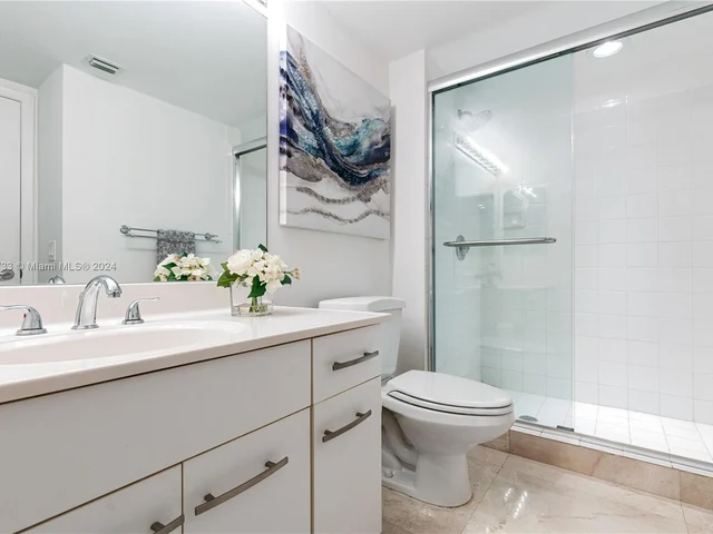 21205 Yacht Club Dr # 1507, Aventura FL 33180