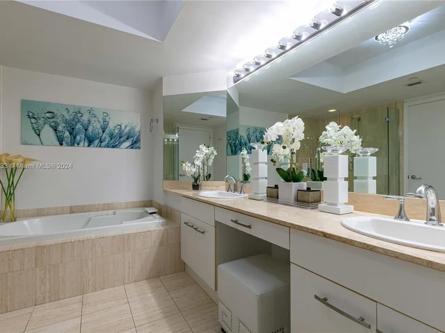 21205 Yacht Club Dr # 1507, Aventura FL 33180