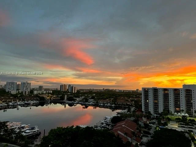 21205 Yacht Club Dr # 1507, Aventura FL 33180