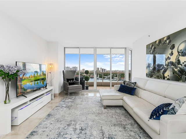 21205 Yacht Club Dr # 1507, Aventura FL 33180