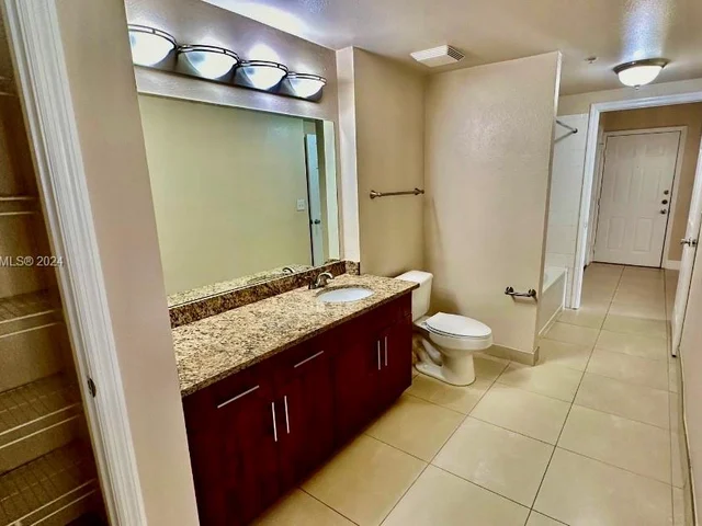 11601 SW 2nd St # 21104, Pembroke Pines FL 33025