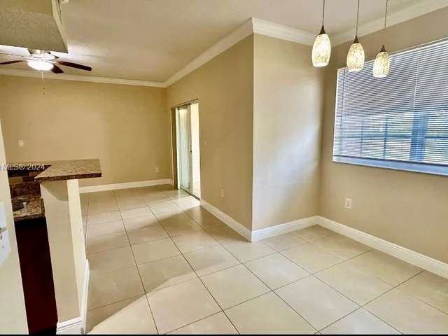 11601 SW 2nd St # 21104, Pembroke Pines FL 33025