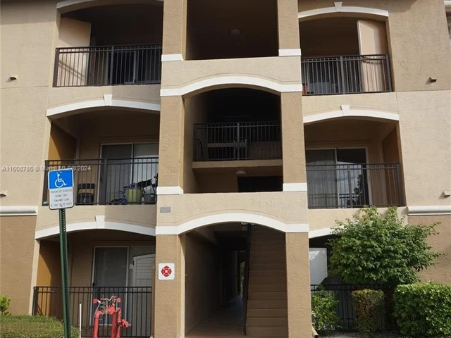 11601 SW 2nd St # 21104, Pembroke Pines FL 33025