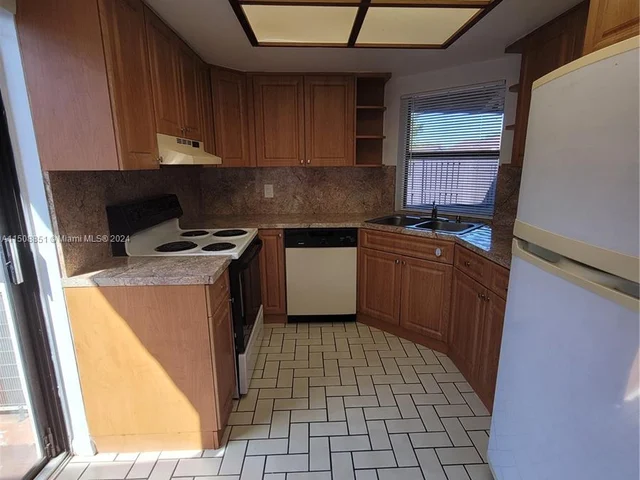 15252 SW 46th Ln # 68, Miami FL 33185