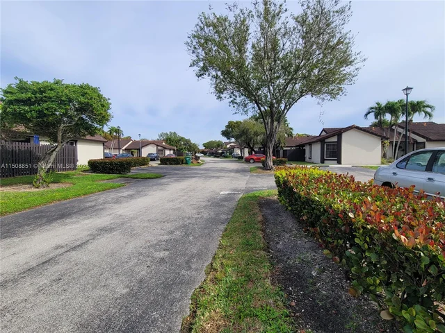 15252 SW 46th Ln # 68, Miami FL 33185