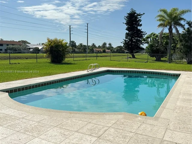 9380 SW 134th St, Miami FL 33176