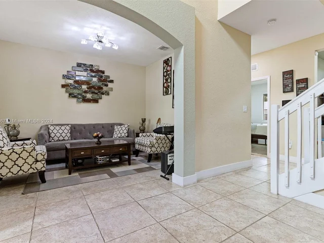 12981 SW 221st St, Miami FL 33170