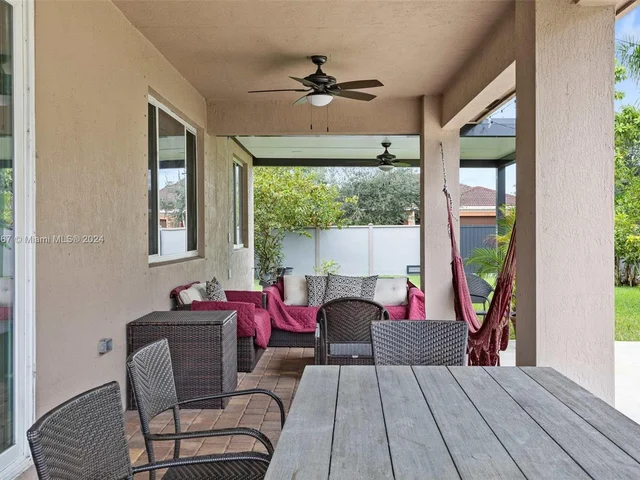 12981 SW 221st St, Miami FL 33170