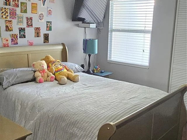 1910 SW 17th Ave # 3, Miami FL 33145