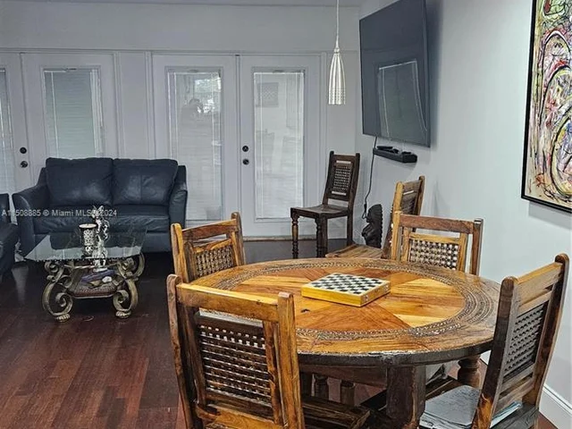 1910 SW 17th Ave # 3, Miami FL 33145