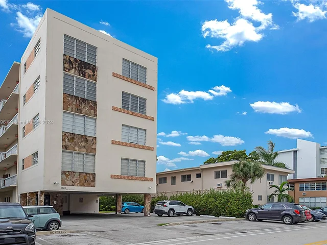 1020 94th St # 401, Bay Harbor Islands FL 33154