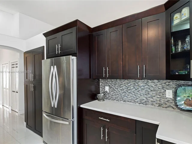 1509 SW 105th Ave, Pembroke Pines FL 33025