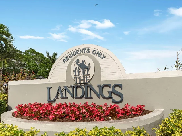 1509 SW 105th Ave, Pembroke Pines FL 33025