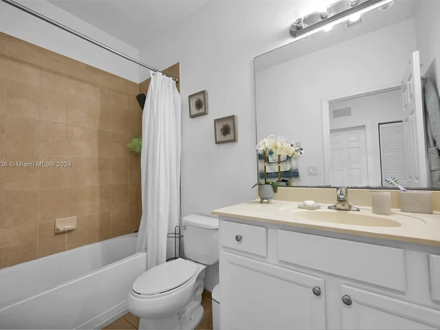 11251 NW 88th Ter # 11251, Doral FL 33178