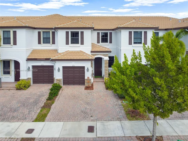 11251 NW 88th Ter # 11251, Doral FL 33178