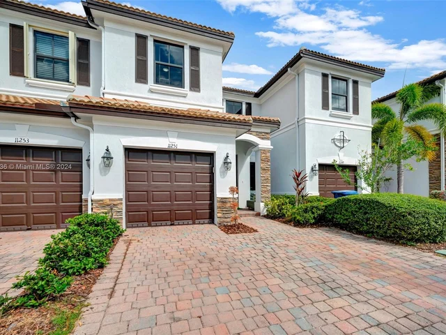 11251 NW 88th Ter # 11251, Doral FL 33178