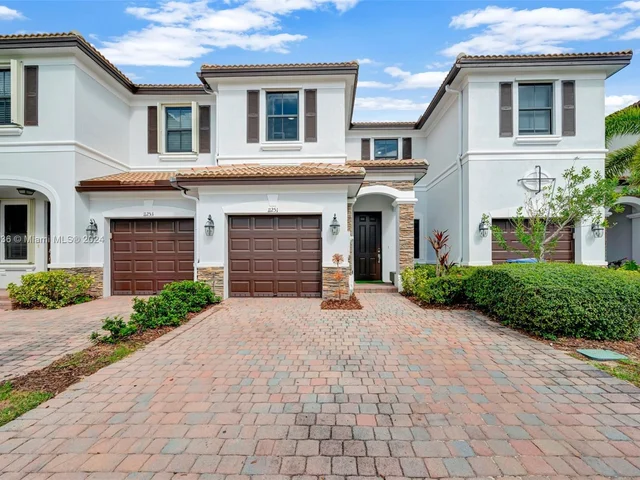 11251 NW 88th Ter # 11251, Doral FL 33178