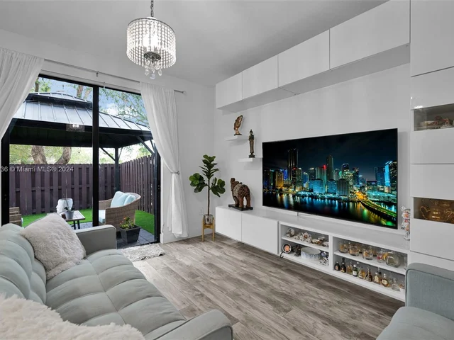 11251 NW 88th Ter # 11251, Doral FL 33178