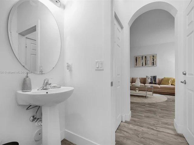 11251 NW 88th Ter # 11251, Doral FL 33178