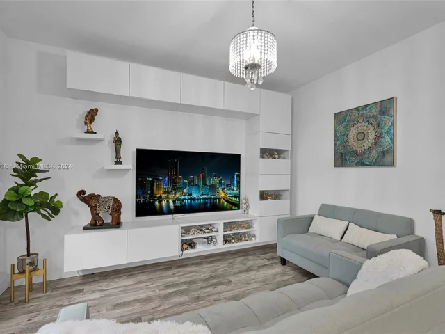 11251 NW 88th Ter # 11251, Doral FL 33178