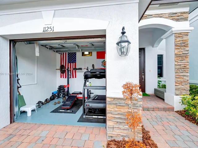 11251 NW 88th Ter # 11251, Doral FL 33178