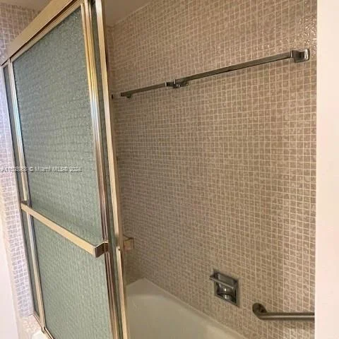 9111 E Bay Harbor Dr # 5D, Bay Harbor Islands FL 33154